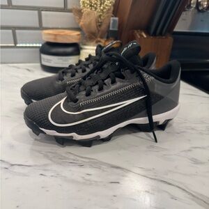 Nike Black and Gray Sports Cleats
